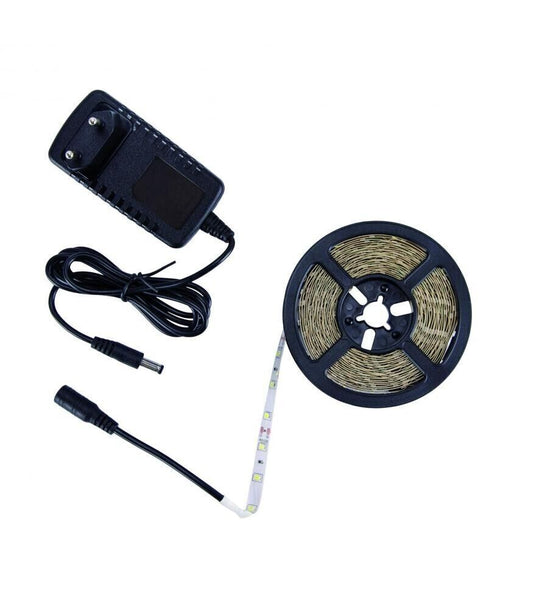 GBC Striscia LED autoadesiva 12V 18W con 300 LED 5 metri, con adattatore 230V