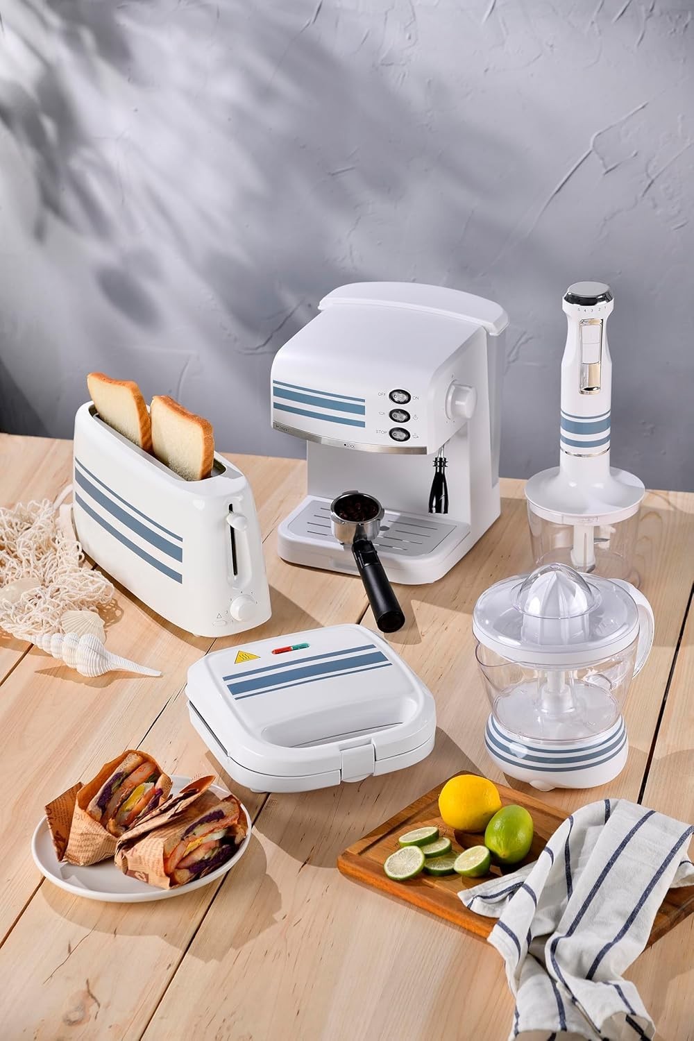 Piastra Sandwich Maker Rivestimento antiaderente Manico freddo BERGNER 750 Watt