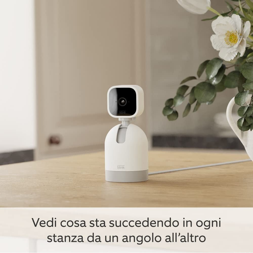 Blink Mini Pan-Tilt Camera | Telecamera di sicurezza intelligente per interni