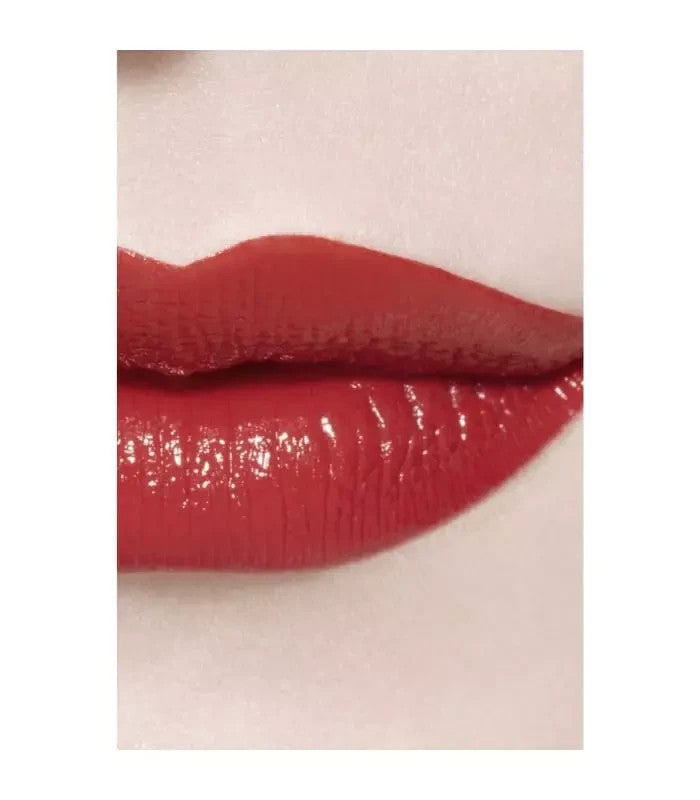 CHANEL ROUGE COCO BLOOM Rossetto idratante 134 sunlight