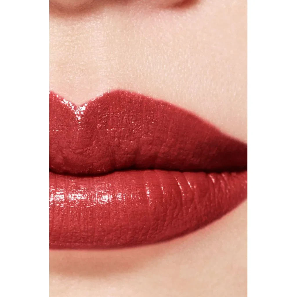 Rossetto CHANEL ROUGE ALLURE L EXTRAIT 827 Rossetto