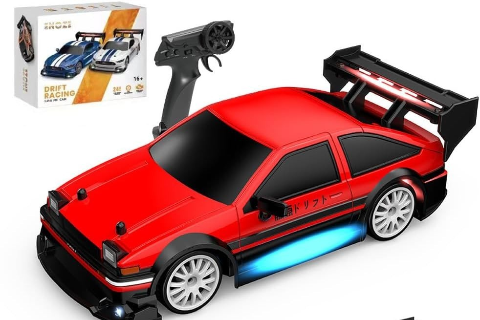 Auto Telecomandata RC Drift 1:24 4WD 30KM/H 2.4GHz LED 3 Batterie Regalo Ragazzi